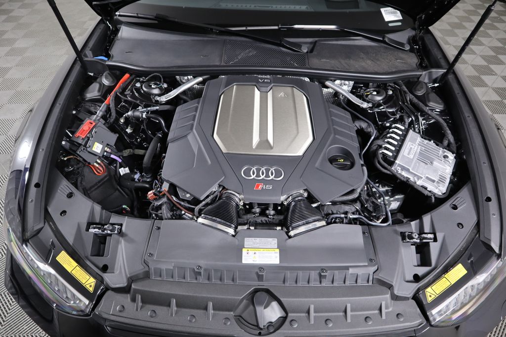 2025 Audi RS 6 4.2 31