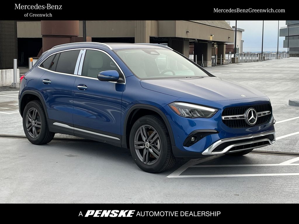 2025 Mercedes-Benz GLA 250 4MATIC -
                Greenwich, CT