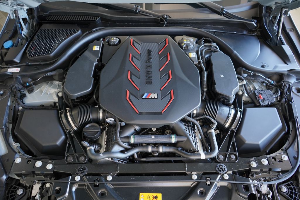 Thumbnail: 2026 BMW M5 - 24