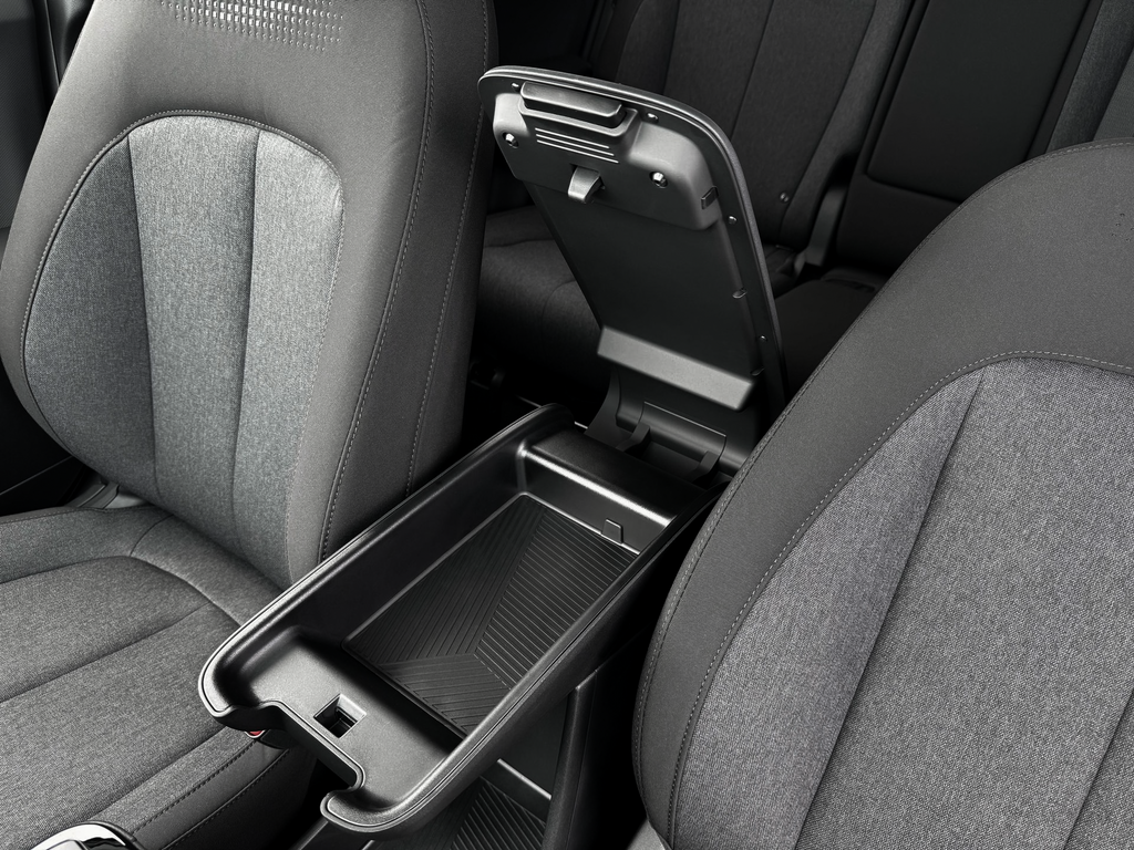 New 2026 Green Hyundai SE image 18