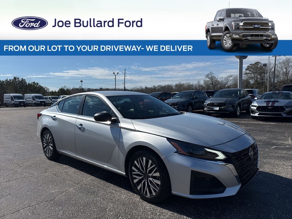 2024 Nissan Altima 2.5 SV FWD