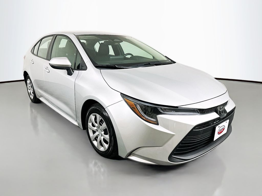 Thumbnail: 2024 Toyota Corolla - 3