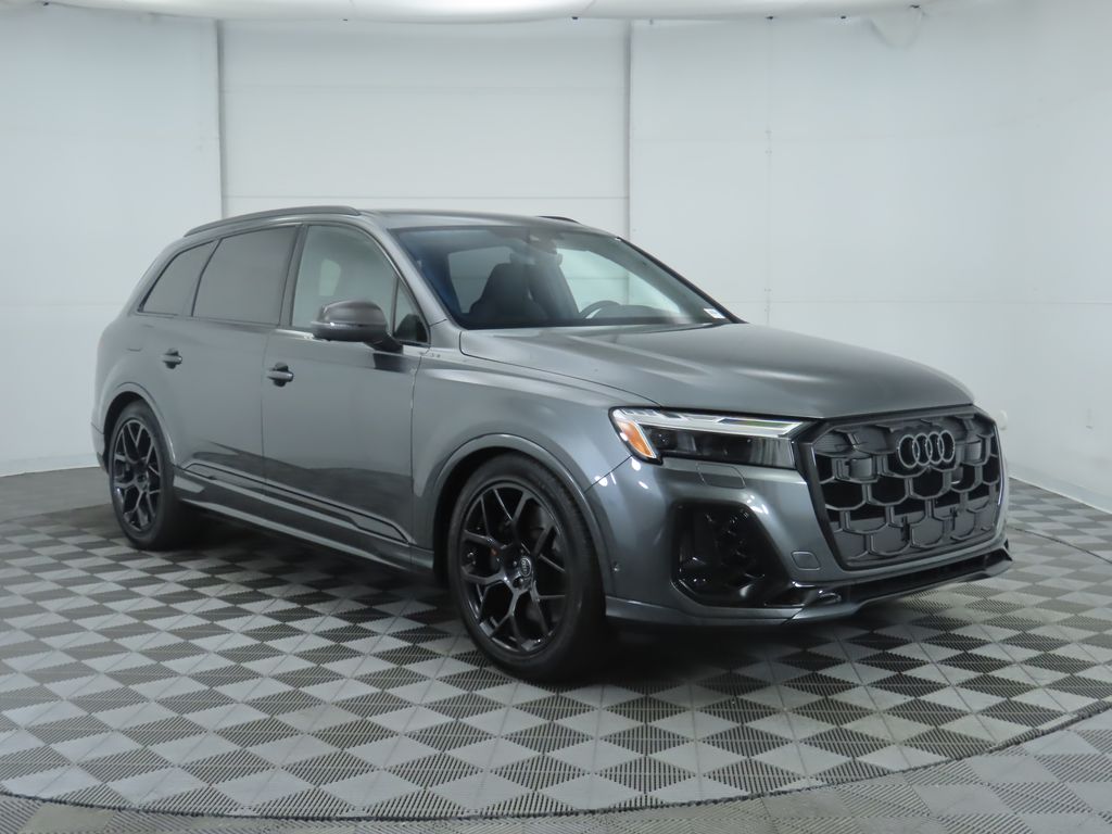 2025 Audi SQ7  3