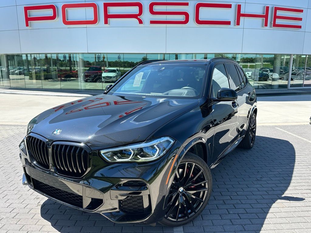 Thumbnail: 2022 BMW X5 - 1