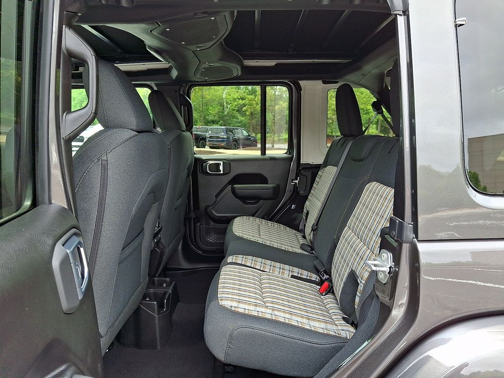 New 2026 Jeep Wrangler SUV