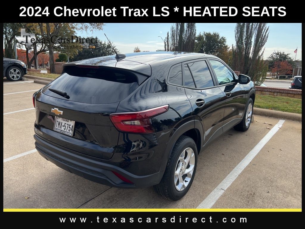 2024 Chevrolet Trax LS 2