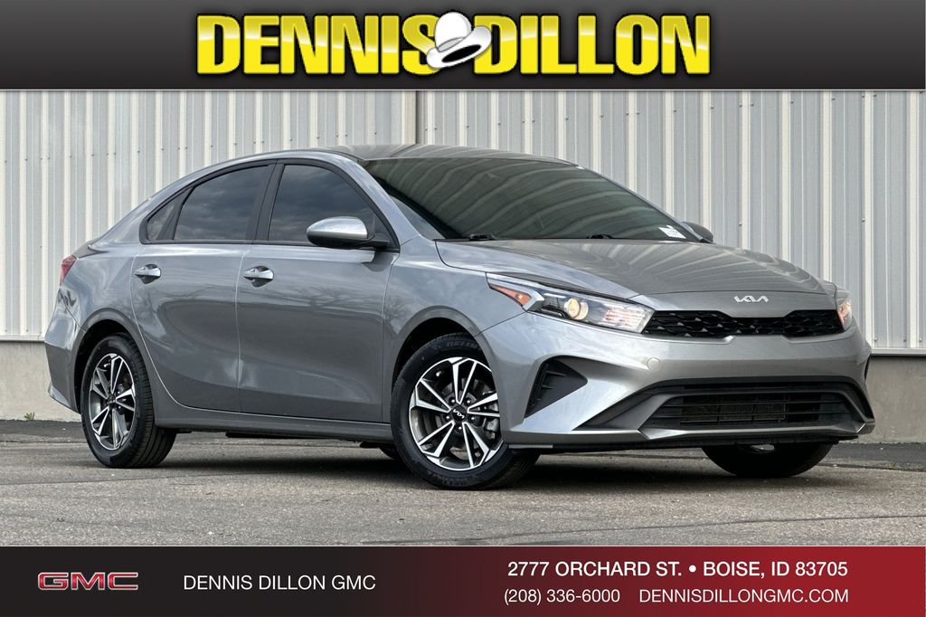 2024 Kia Forte LXS FWD