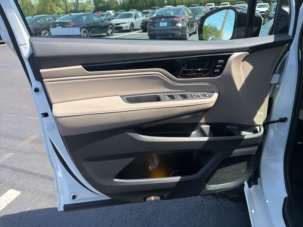 Thumbnail: 2024 Honda Odyssey - 18