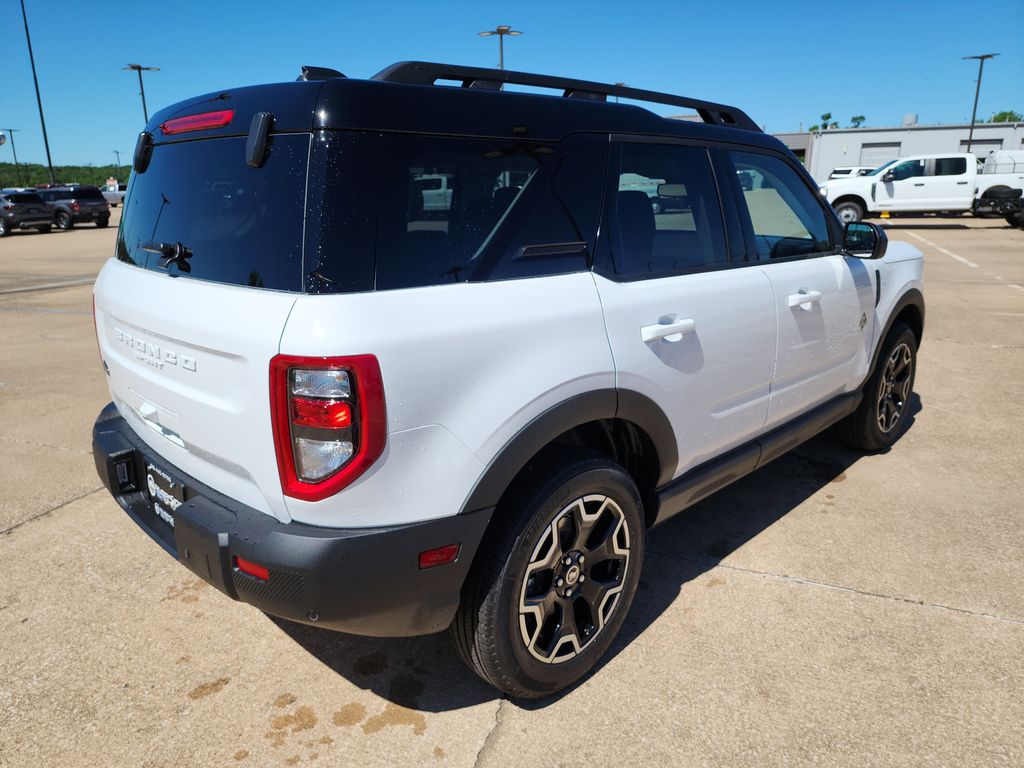 2025 Ford Bronco Sport Outer Banks photo
