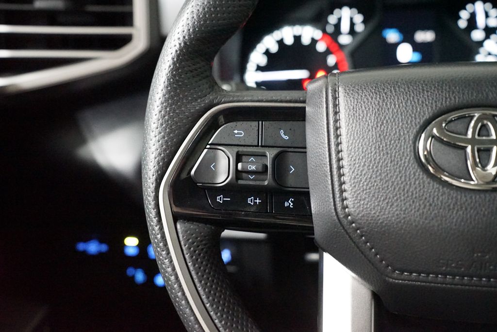 Thumbnail: 2024 Toyota Tundra - 15