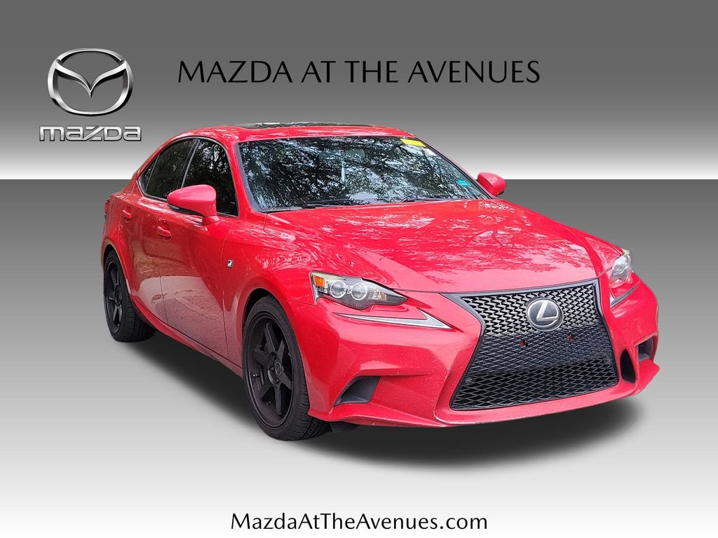 2016 Lexus IS 350's photo