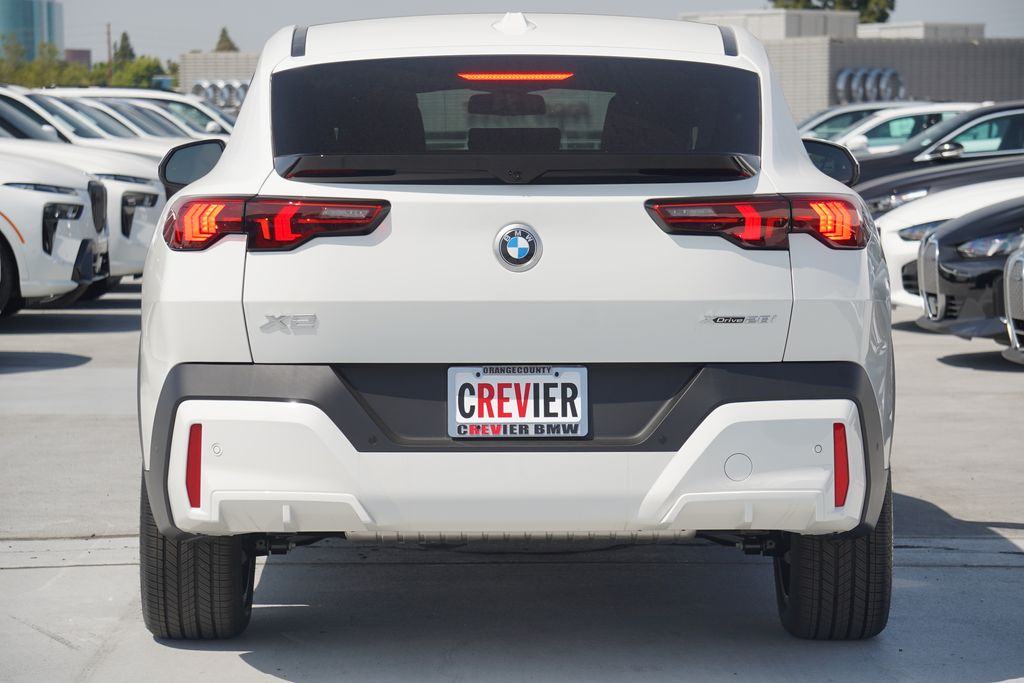 2025 BMW X2 xDrive28i 6