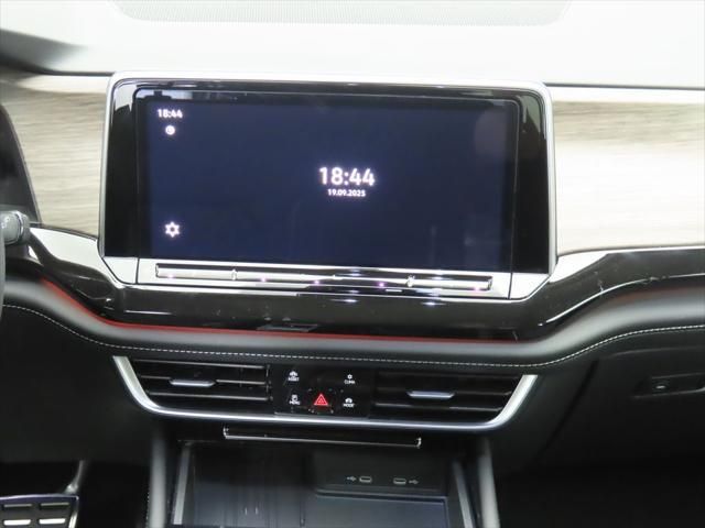 Thumbnail: 2026 Volkswagen Atlas - 14