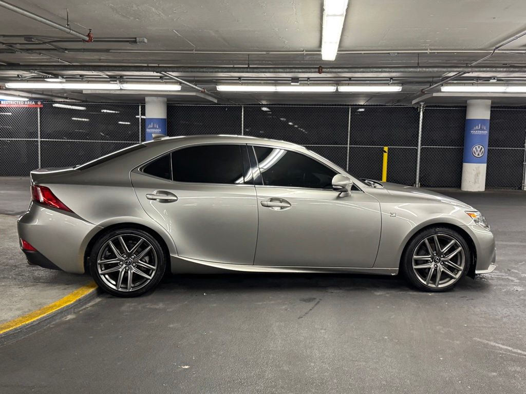 2015 Lexus IS 250 photo 32