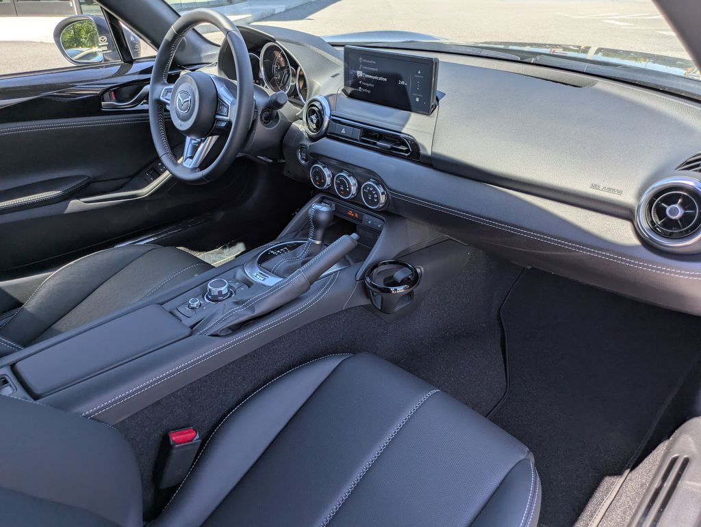 2026 Mazda MX-5 Miata RF Grand Touring
