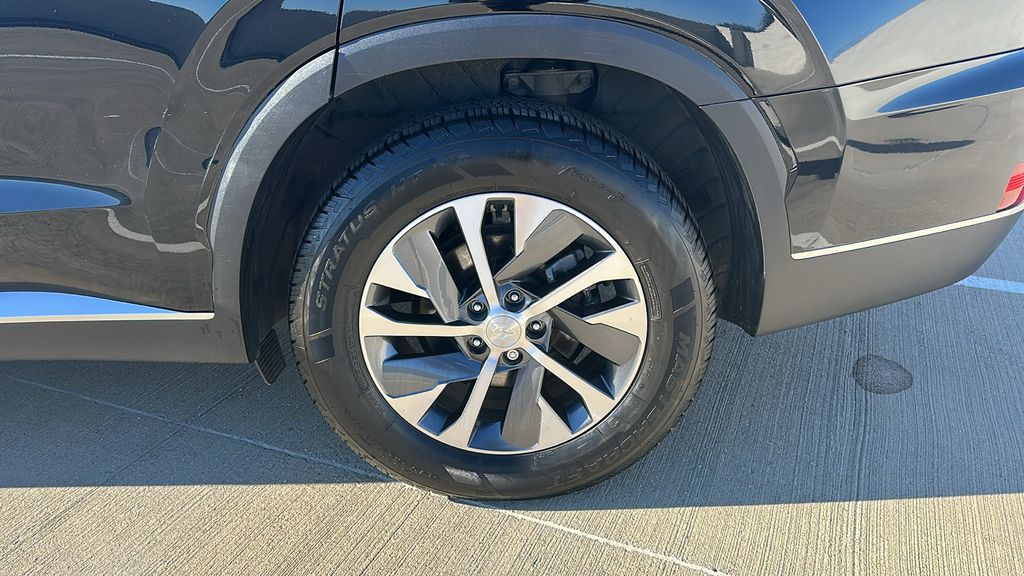 2022 Hyundai Palisade SEL Black at North Houston Mitsubishi