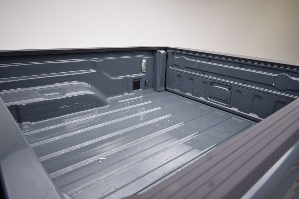 new 2026 Jeep Gladiator car, priced at $45,944