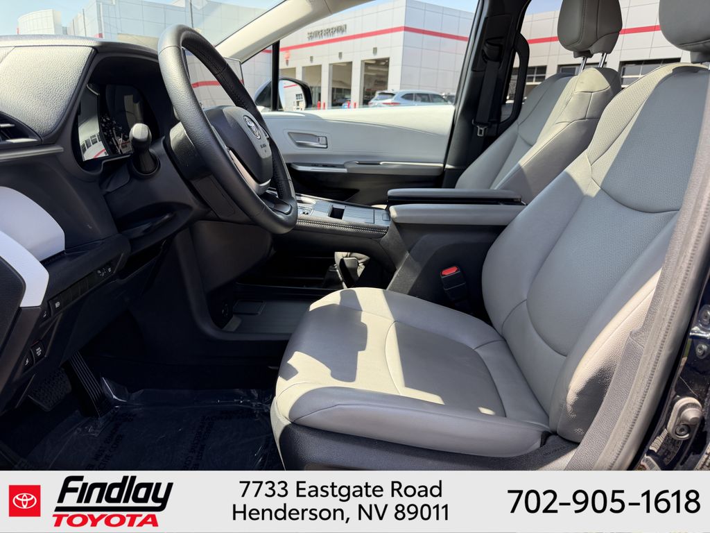 Used 2026 Toyota Sienna Van