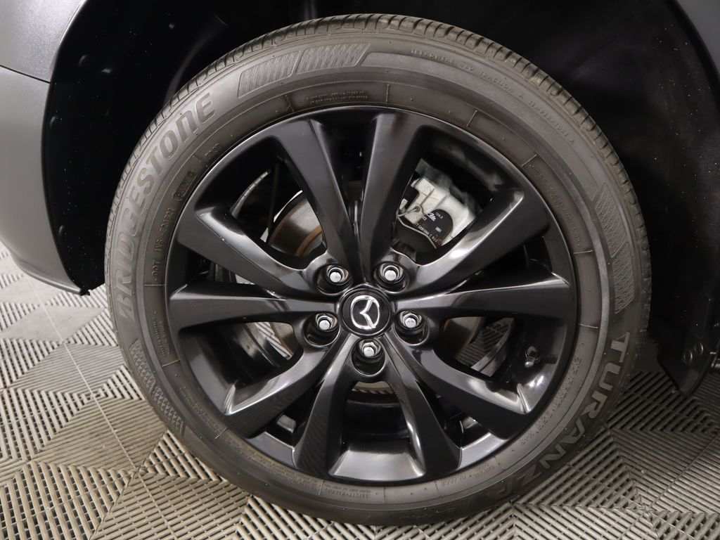 Thumbnail: 2022 Mazda CX-30 - 32