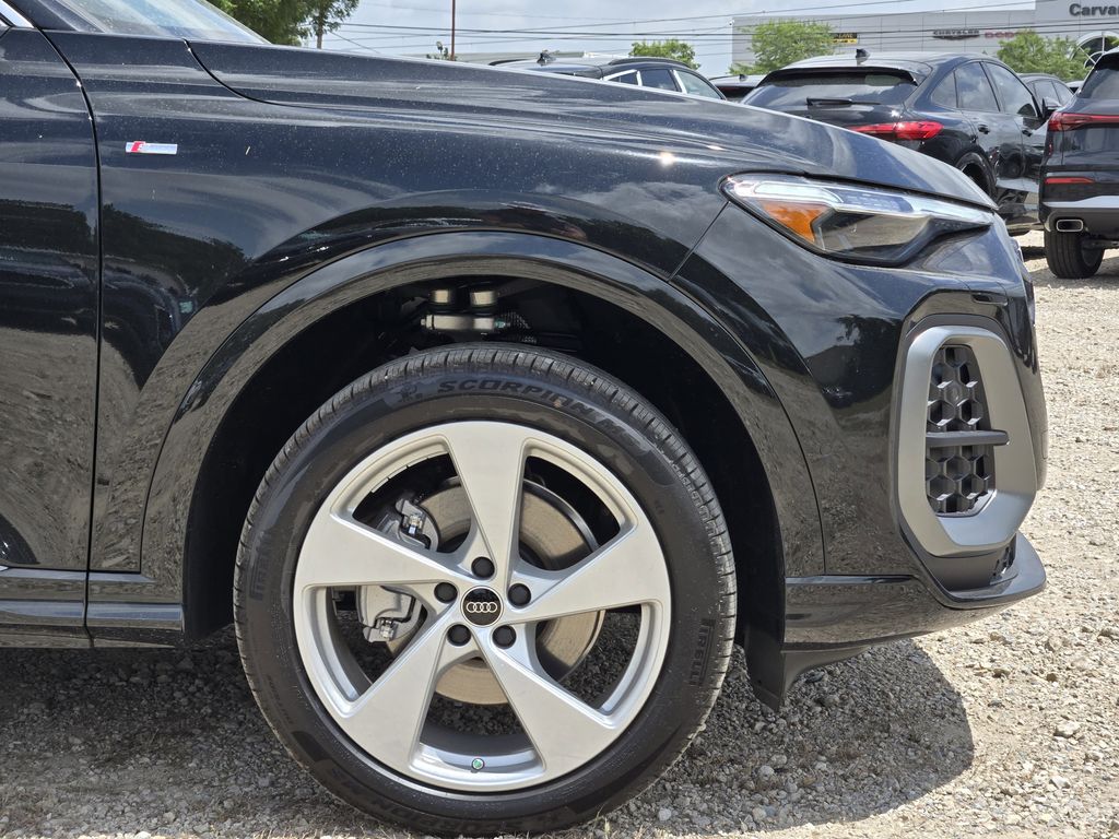 new 2026 Audi Q5 car, priced at $63,095