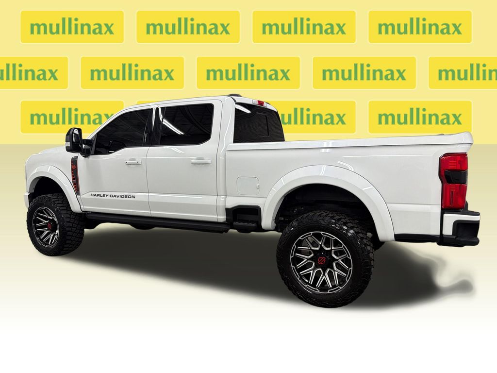 Used 2024 White Ford Lariat image 11