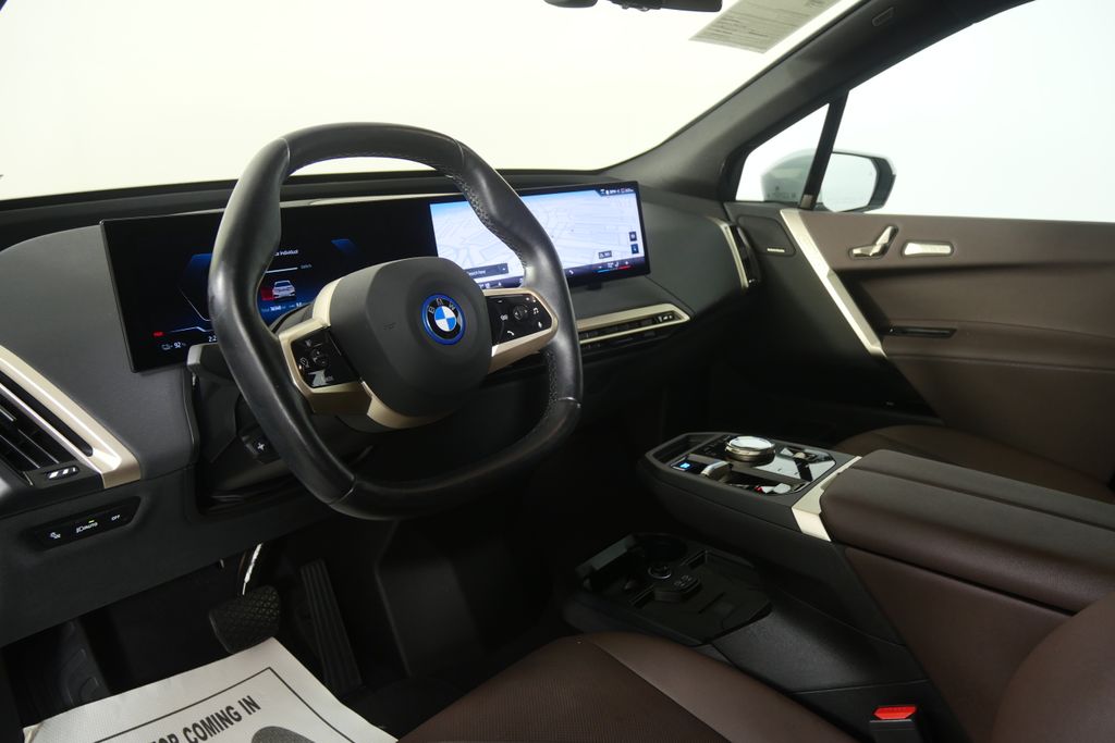 Thumbnail: 2024 BMW iX - 12