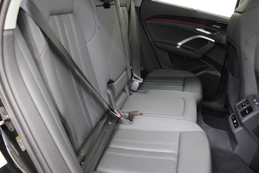 new 2025 Audi Q5 car, priced at $59,890