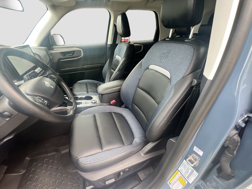 Used 2025 Gray Ford Outer Banks image 22