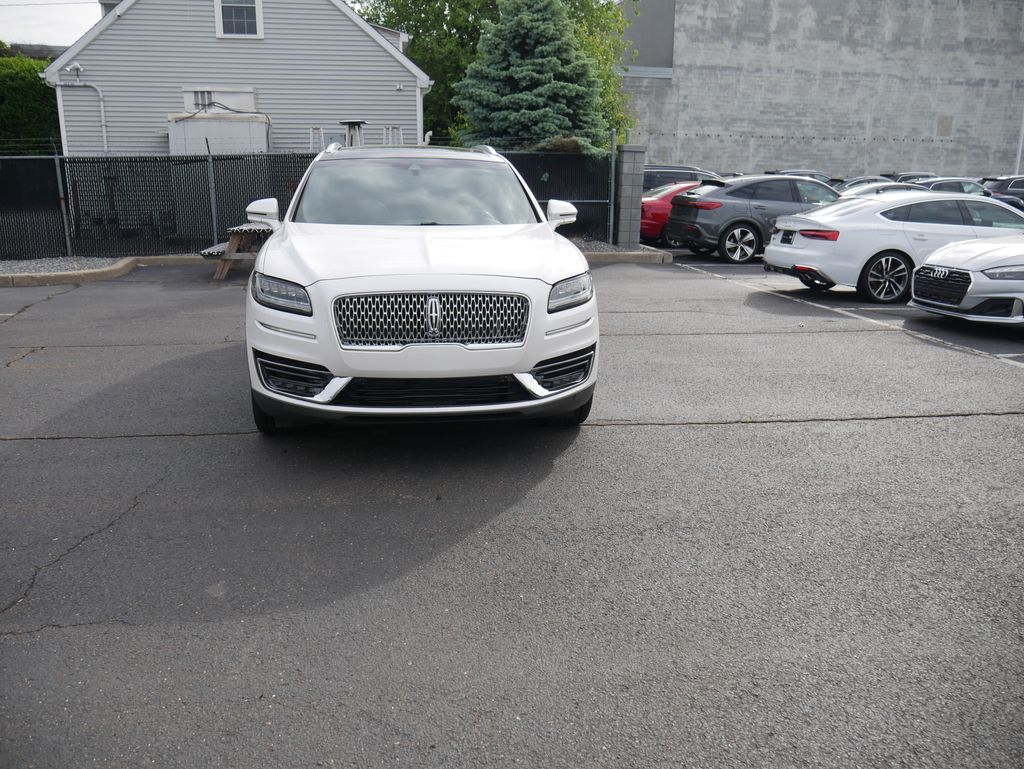 Thumbnail: 2019 Lincoln Nautilus - 11