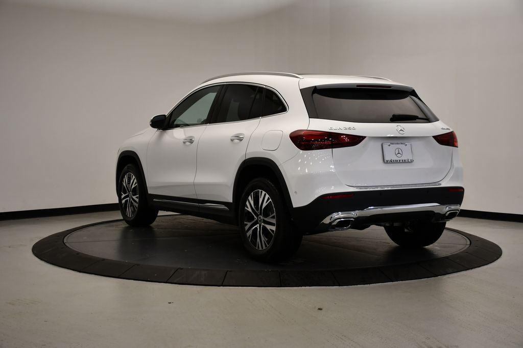 Thumbnail: 2026 Mercedes-Benz GLA - 3
