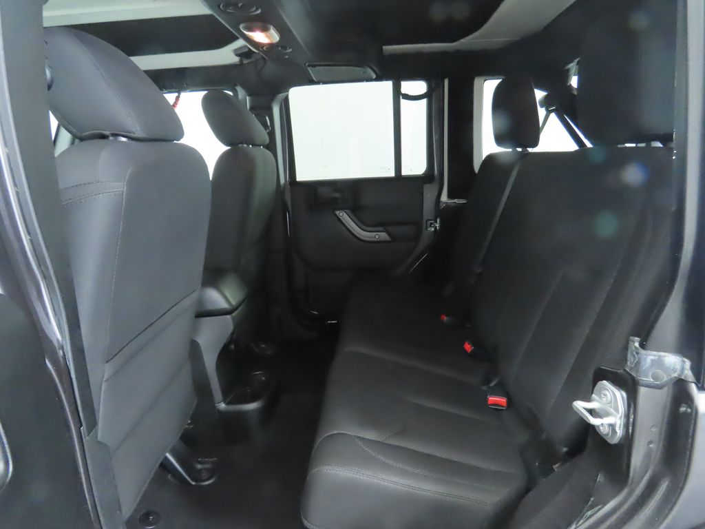 Thumbnail: 2017 Jeep Wrangler - 20