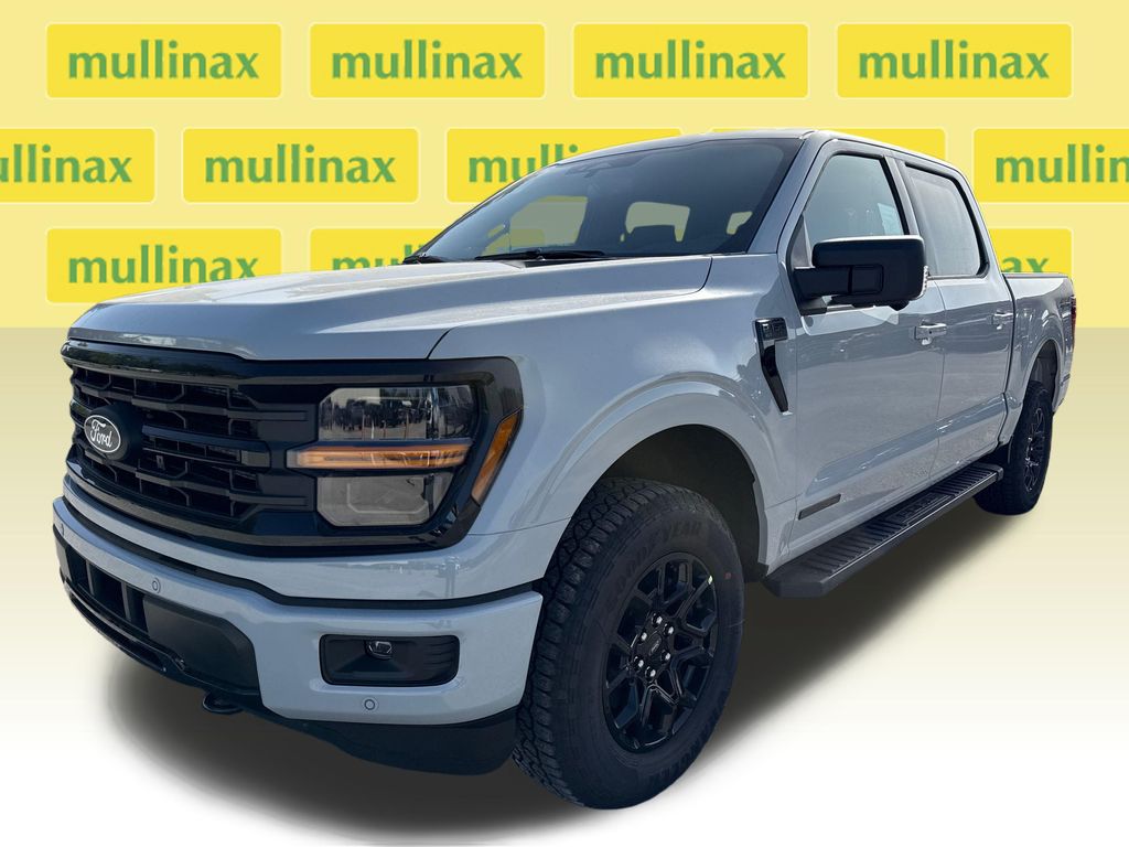 New 2026 White Ford XLT image 18