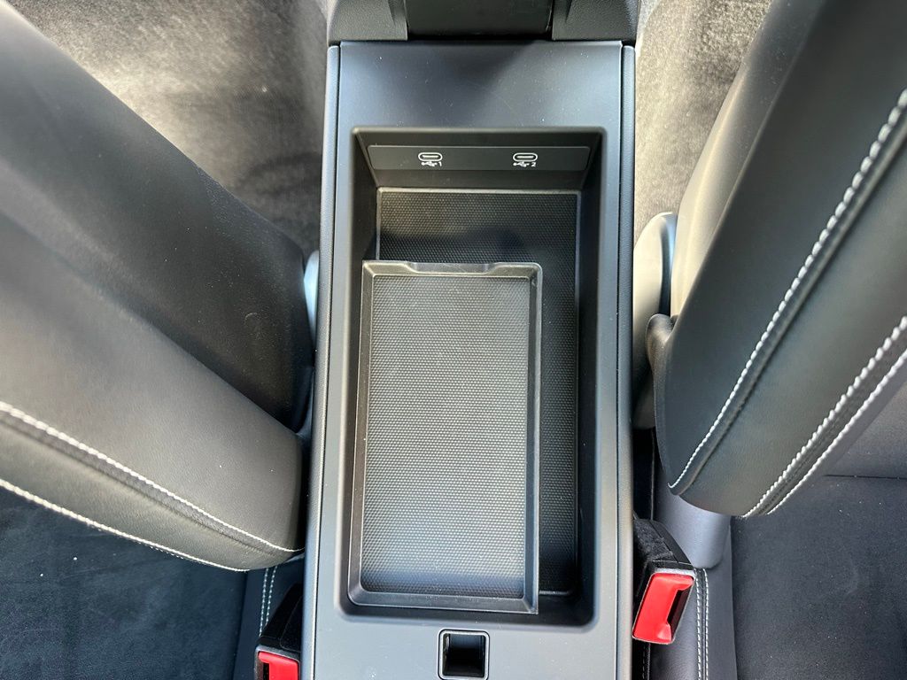 Thumbnail: 2024 Porsche 911 - 26