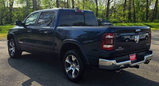Used 2022 Blue Ram Laramie image 10