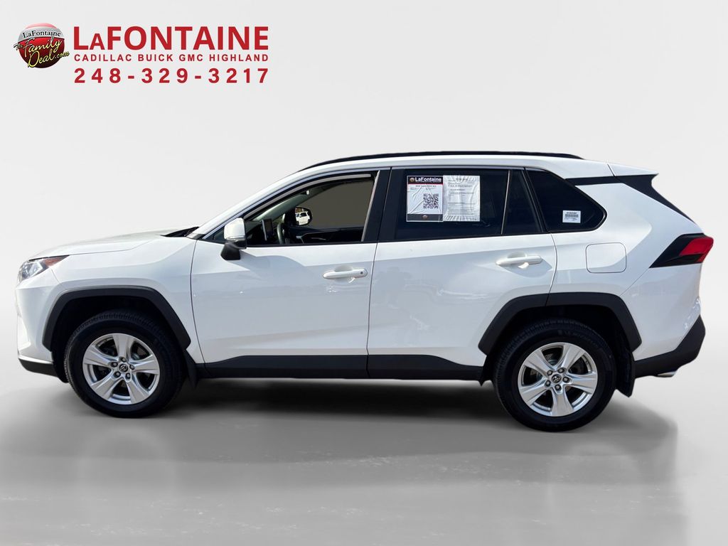 2019 Toyota RAV4 XLE 4