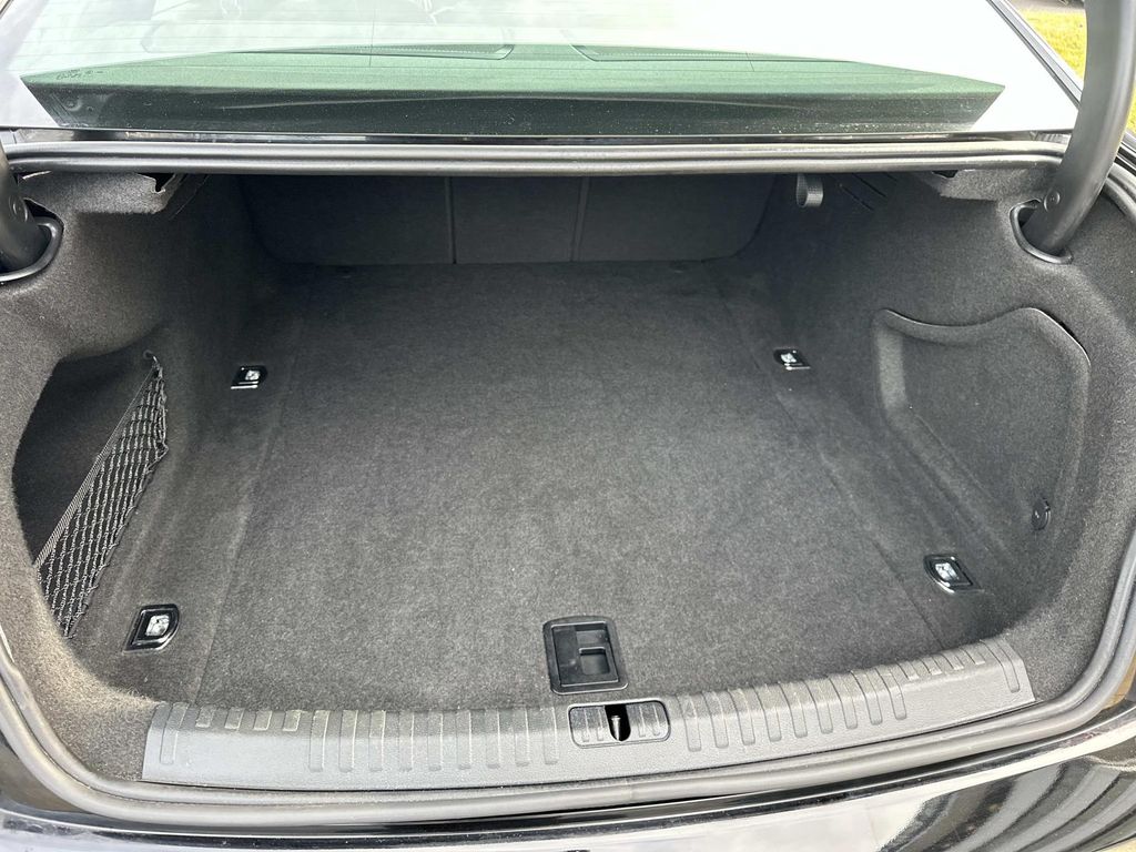 Thumbnail: 2021 Audi A6 - 23