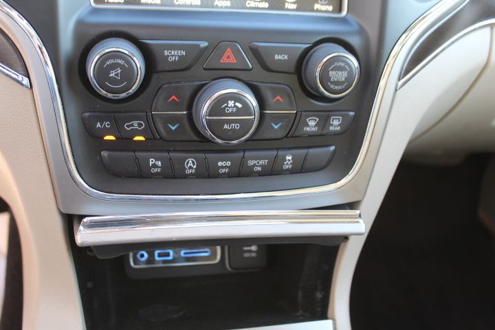 Used Car 2017 Jeep Grand Cherokee  Limited For Sale Under $15,000 In Georgetown, Texas