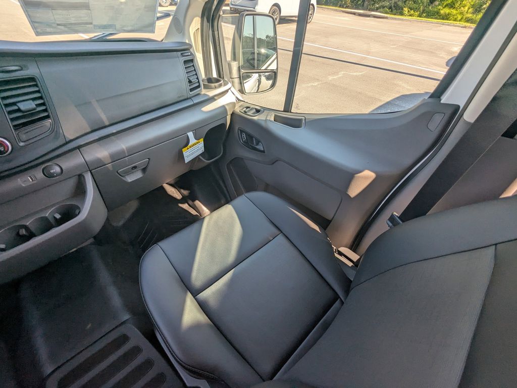 2025 Ford Transit-250 Cargo Van 