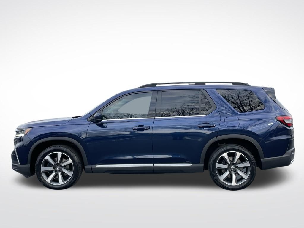 Thumbnail: 2023 Honda Pilot - 2