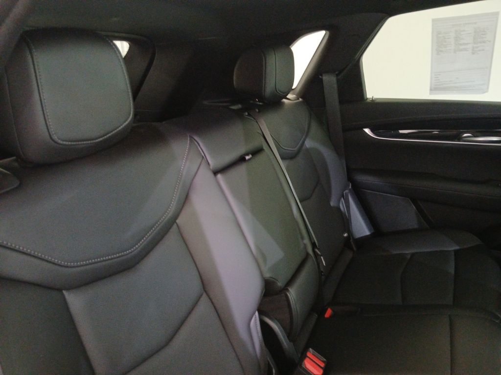 used 2021 Cadillac XT5 car, priced at $31,500