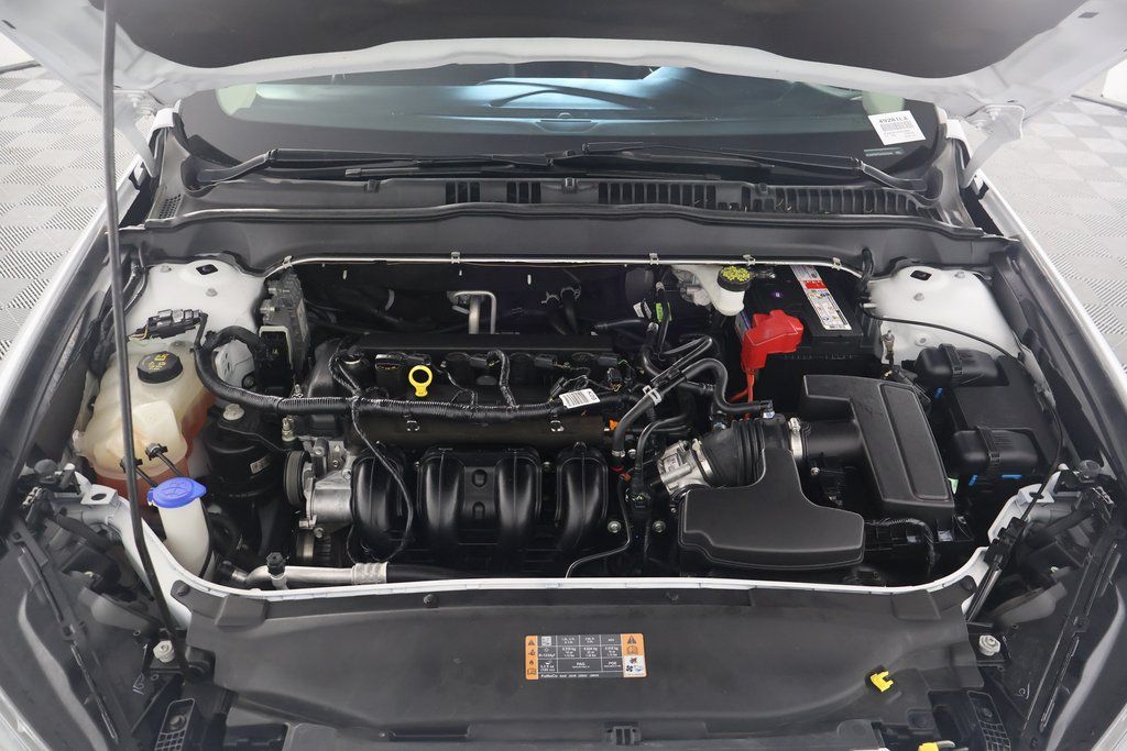 Thumbnail: 2018 Ford Fusion - 15