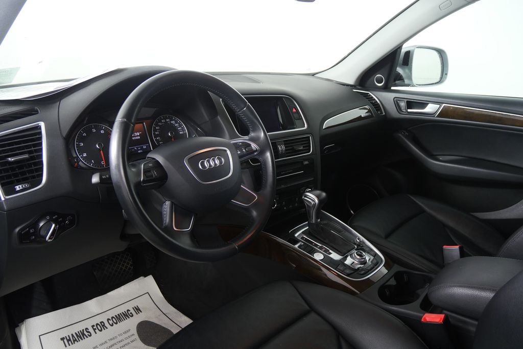 Thumbnail: 2016 Audi Q5 - 12