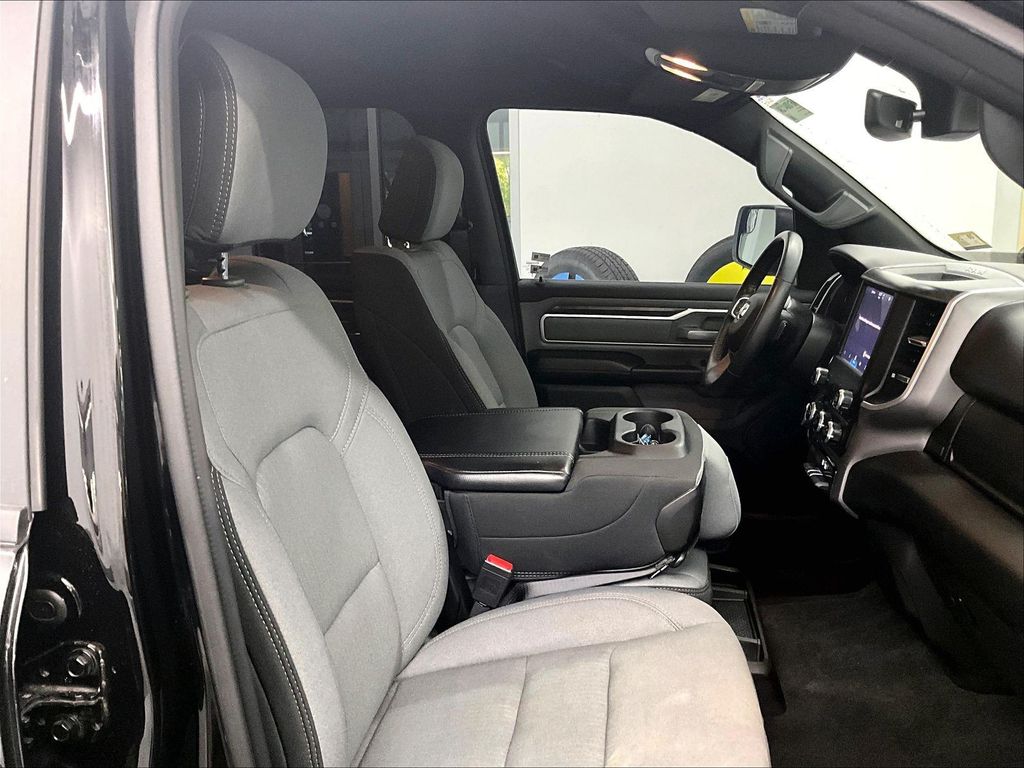2023 Ram 1500 — photo 11