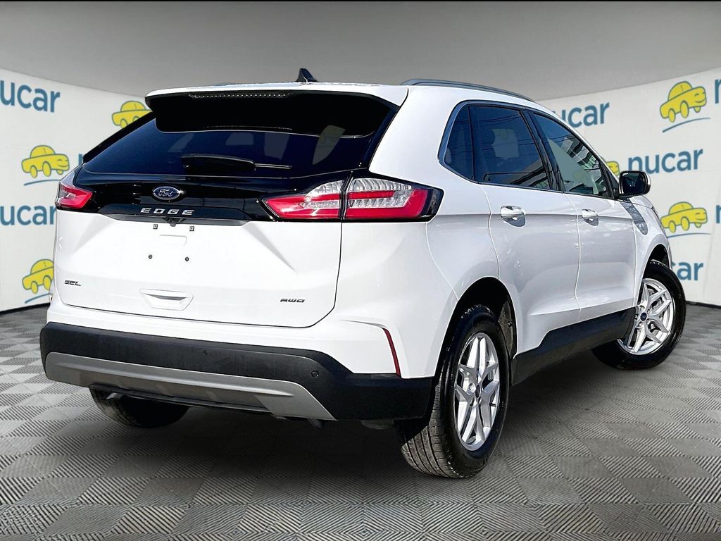 2022 Ford Edge — photo 6