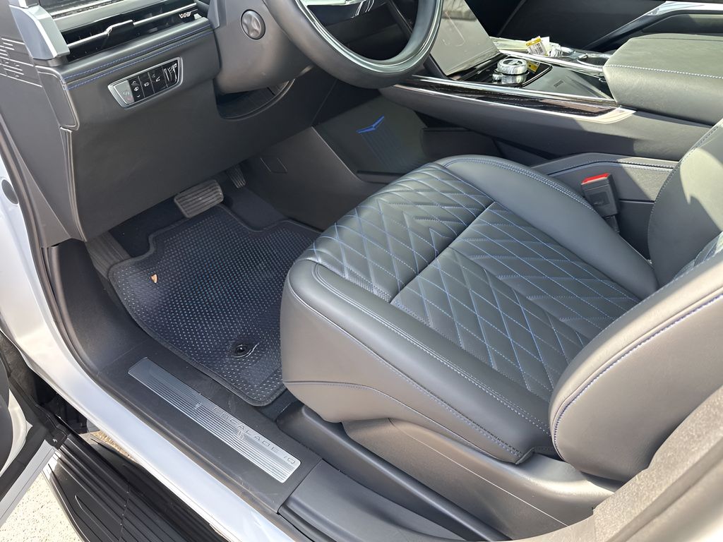 Used Car 2025 Cadillac Escalade Iq  Sport 1 For Sale Under $120,000 In Austin, Texas