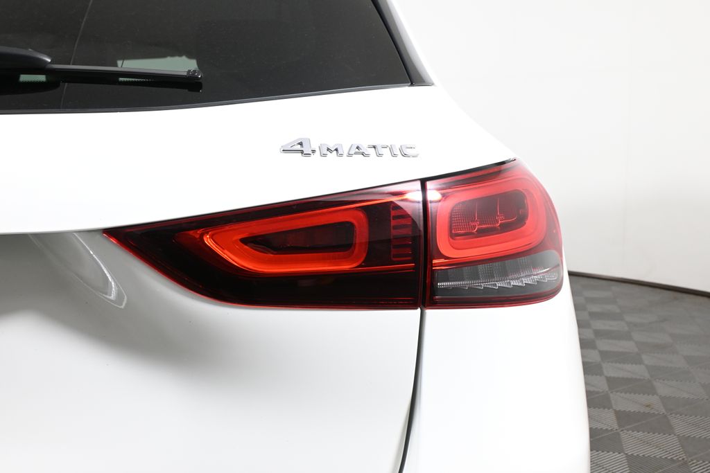 Thumbnail: 2021 Mercedes-Benz GLA - 13