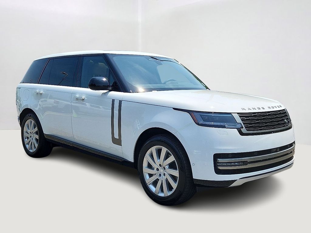 2025 Land Rover Range Rover SE 2