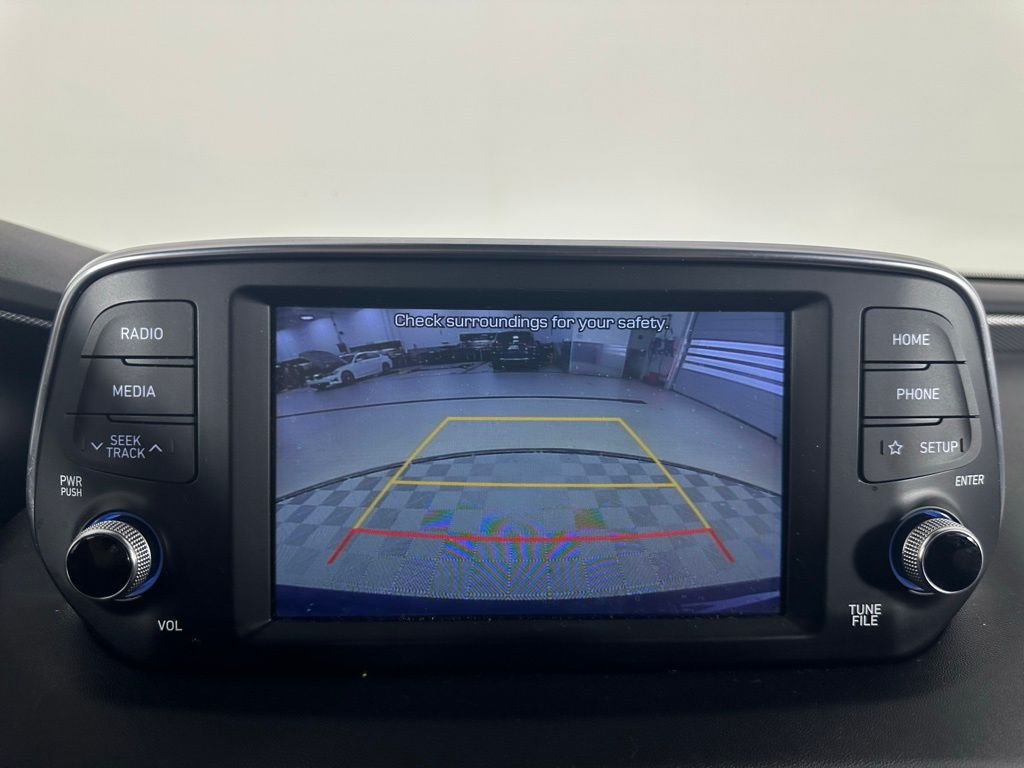 Thumbnail: 2019 Hyundai Santa Fe - 19