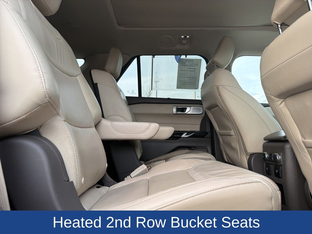 2021 Ford Explorer Platinum