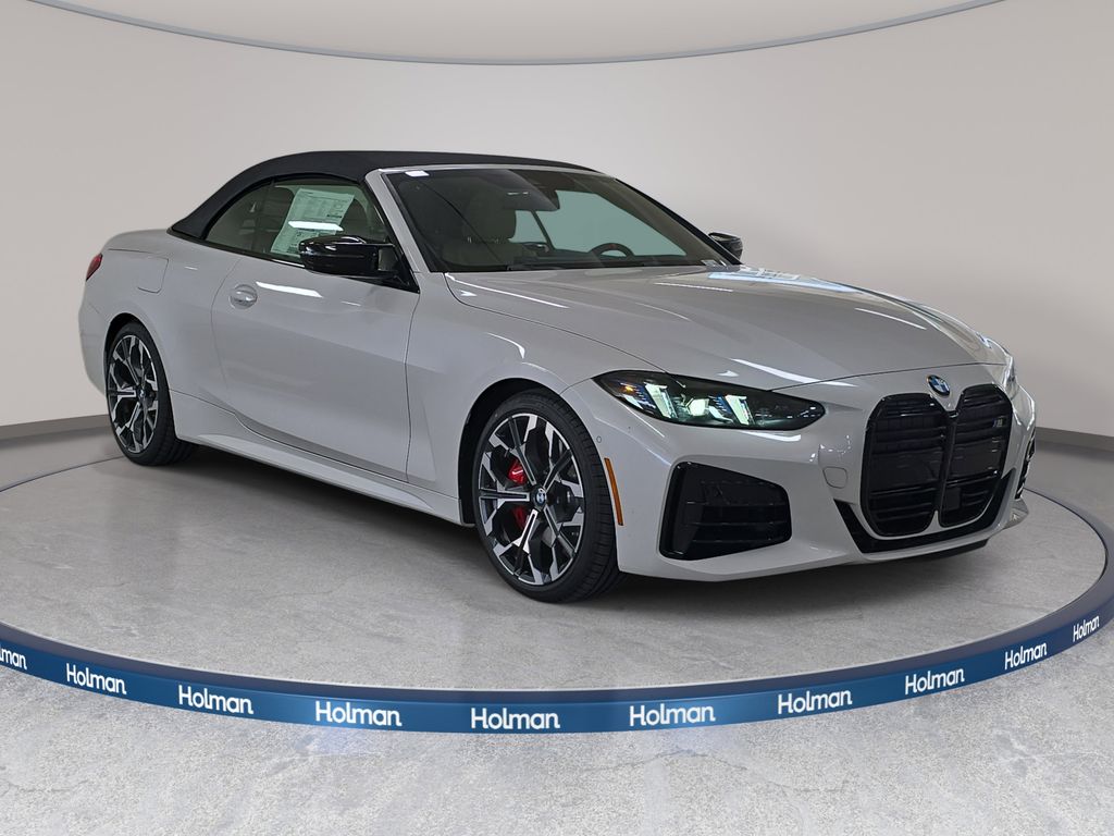 New 2027 Mineral White Metallic BMW M440i image 3